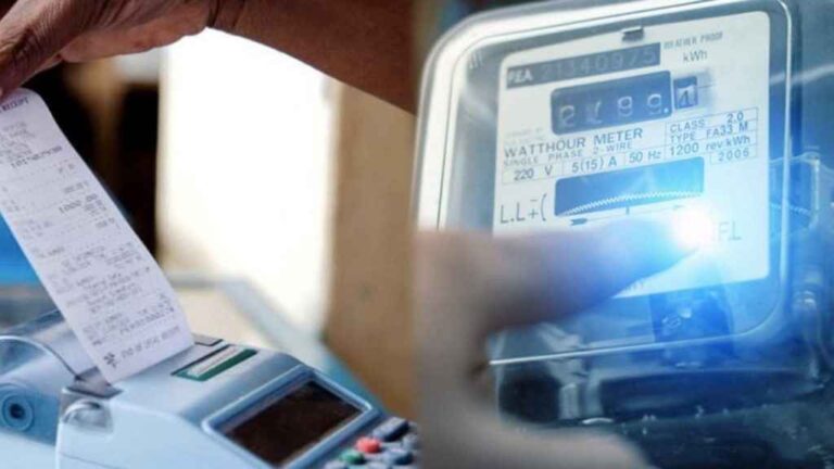 15 ਸਾਲਾਂ ਤੱਕ ਗੁਆਂਢੀ ਦਾ ਬਿਜਲੀ ਬਿੱਲ ਭਰਦਾ ਰਿਹਾ ਇਹ ਸ਼ਖ਼ਸ, ਪਤਾ ਲੱਗਿਆ ਤਾਂ ਉਡ ਗਏ ਹੋਸ਼…